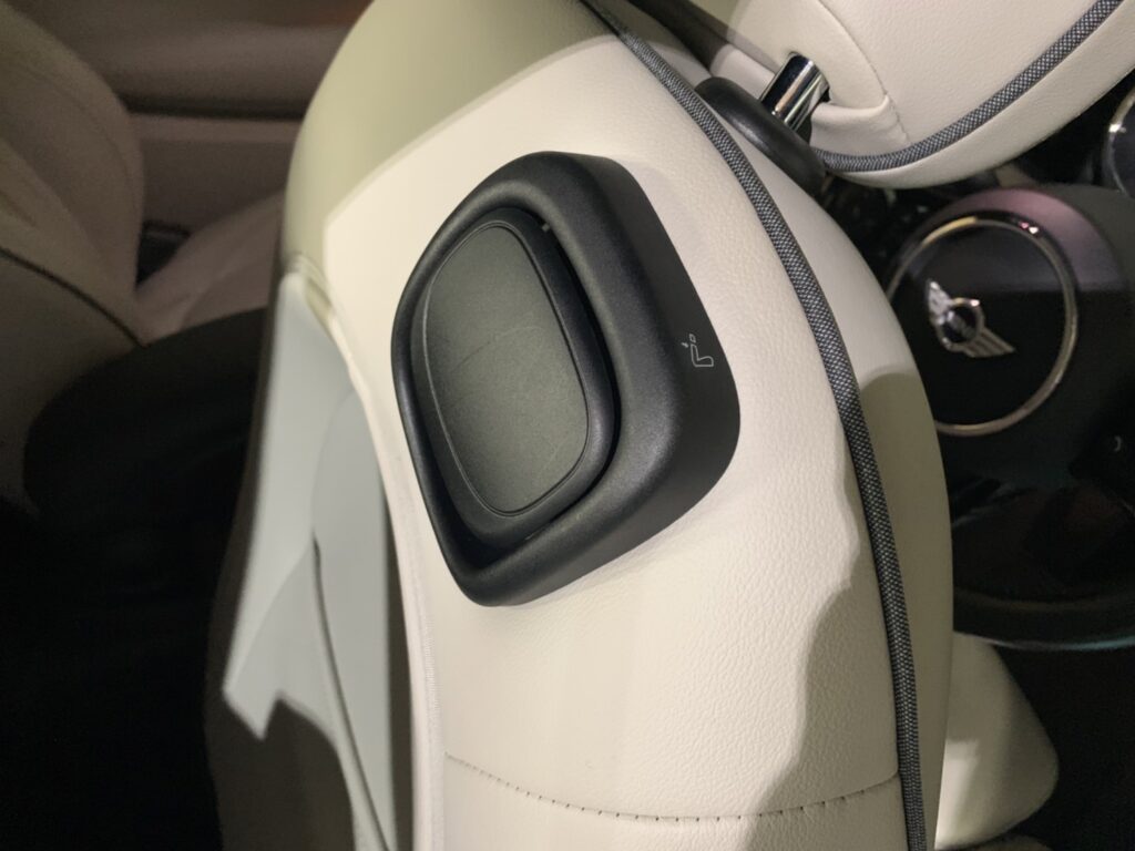 H.29(2017)年 BMW MINI ミニコンバーチブル クーパーS