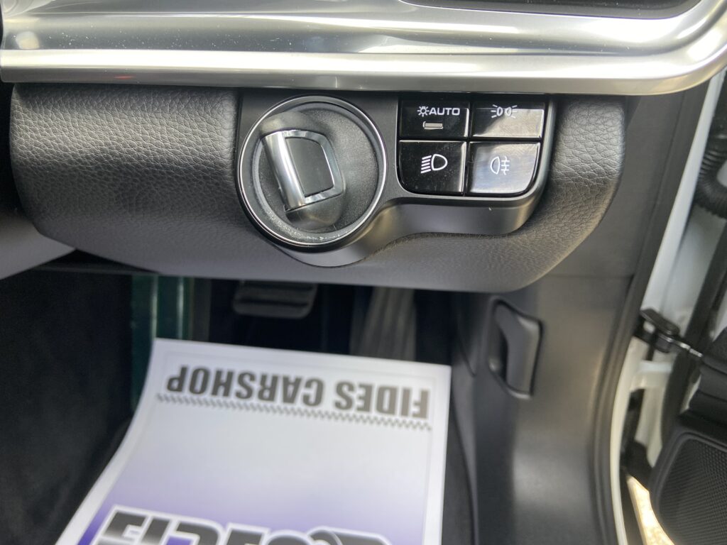 R.2(2020)年 ポルシェ パナメーラ 3.0 PDK スポーツクロノPKG