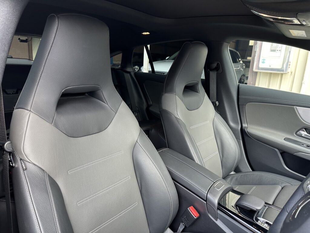 R.1(2019)メルセデス年メルセデス・ベンツ CLA250シューティングブレーク CLA250 4マチック AMGライン 4WD