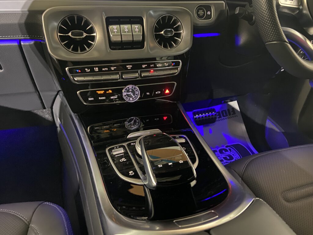 R.4(2022)年メルセデス・ベンツG400dAMGライン4WD