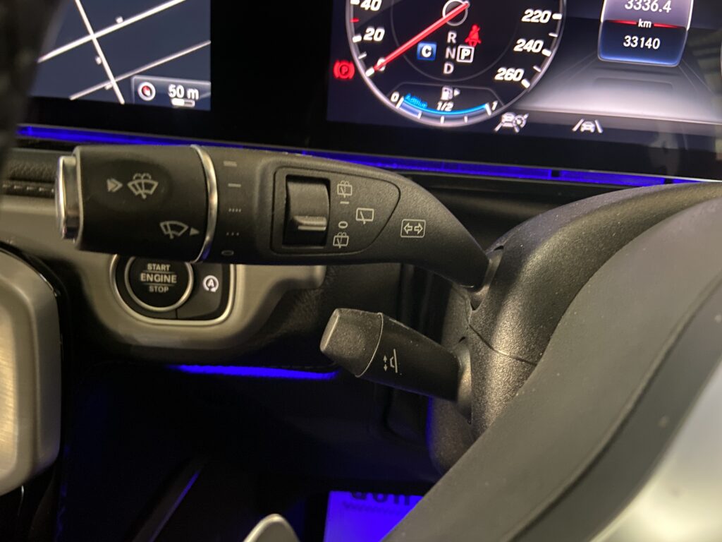 R.4(2022)年メルセデス・ベンツG400dAMGライン4WD