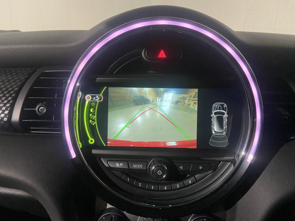 H.30(2018)年 BMW MINI ミニ クーパー SD