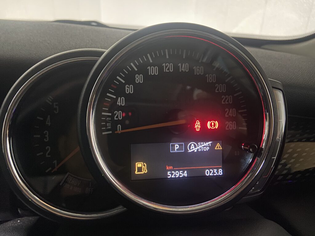 H.30(2018)年 BMW MINI ミニ クーパー SD