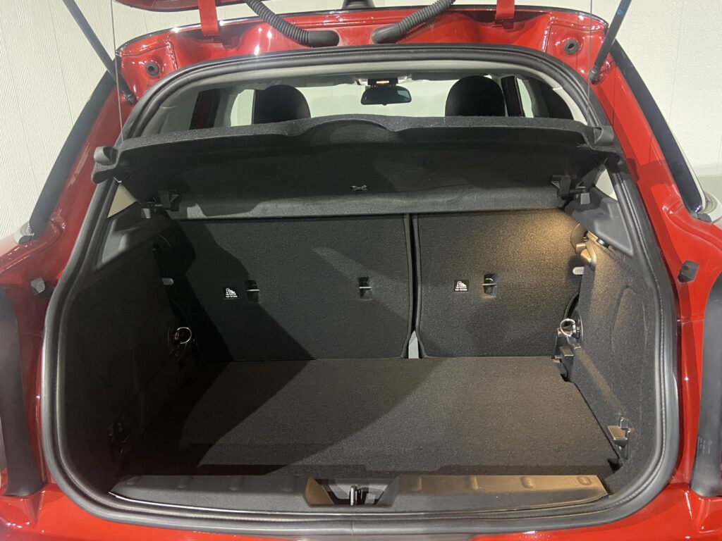 H.30(2018)年 BMW MINI ミニ クーパー SD