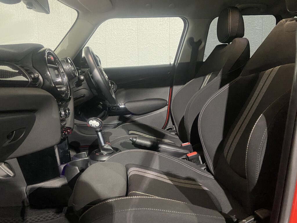 H.30(2018)年 BMW MINI ミニ クーパー SD
