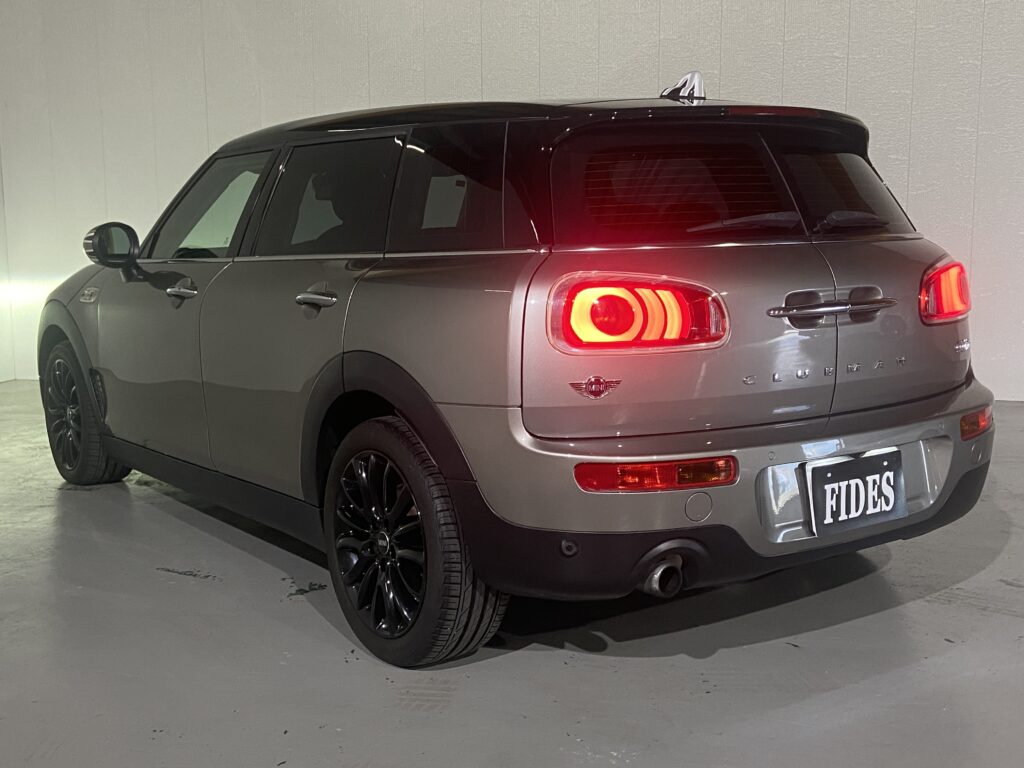 H.28(2016)年 BMW MINI ミニクラブマン クーパー