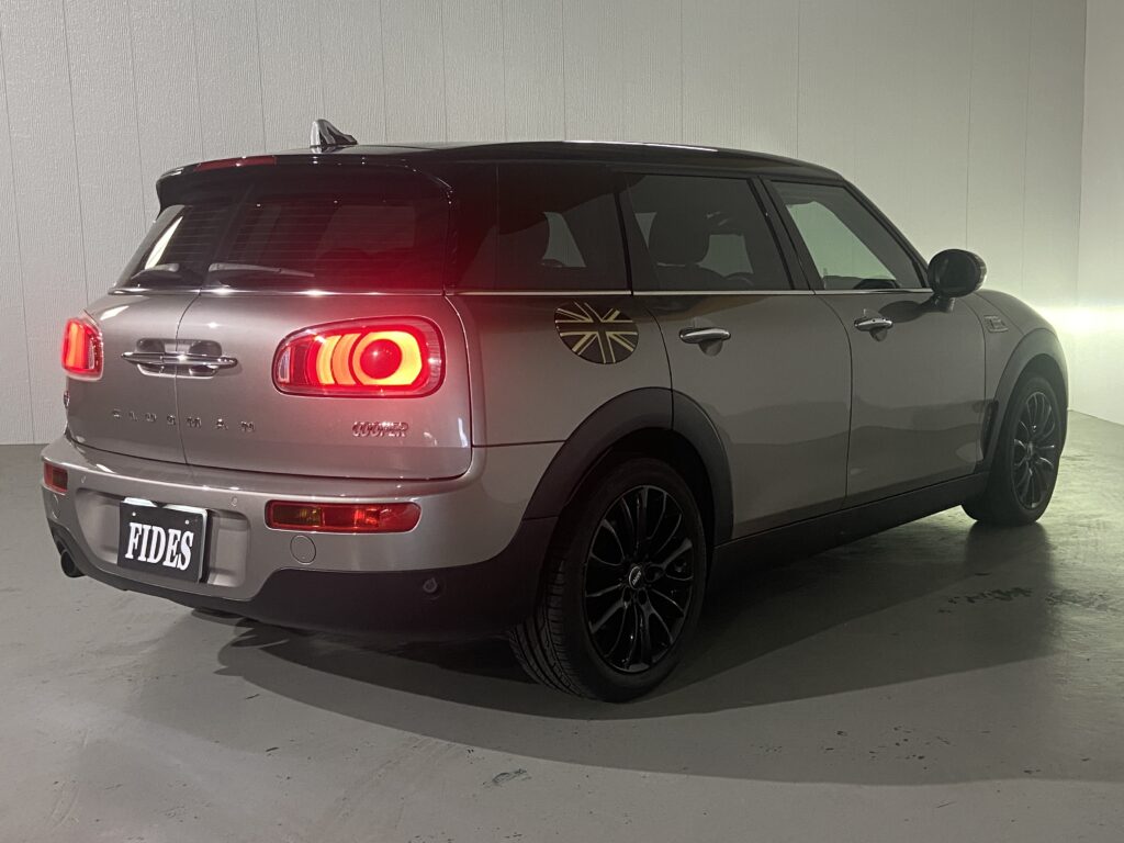 H.28(2016)年 BMW MINI ミニクラブマン クーパー